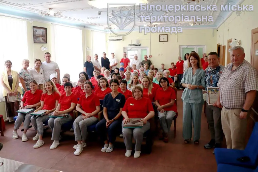 Донорство як внесок у перемогу: у Центрі служби крові відзначили працівників та друзів закладу